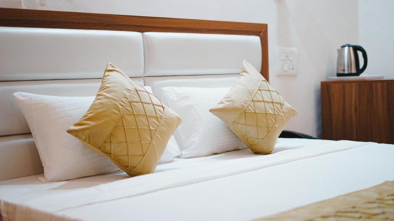 Hotel Northwind, Kharar, Mohali Eksteriør billede