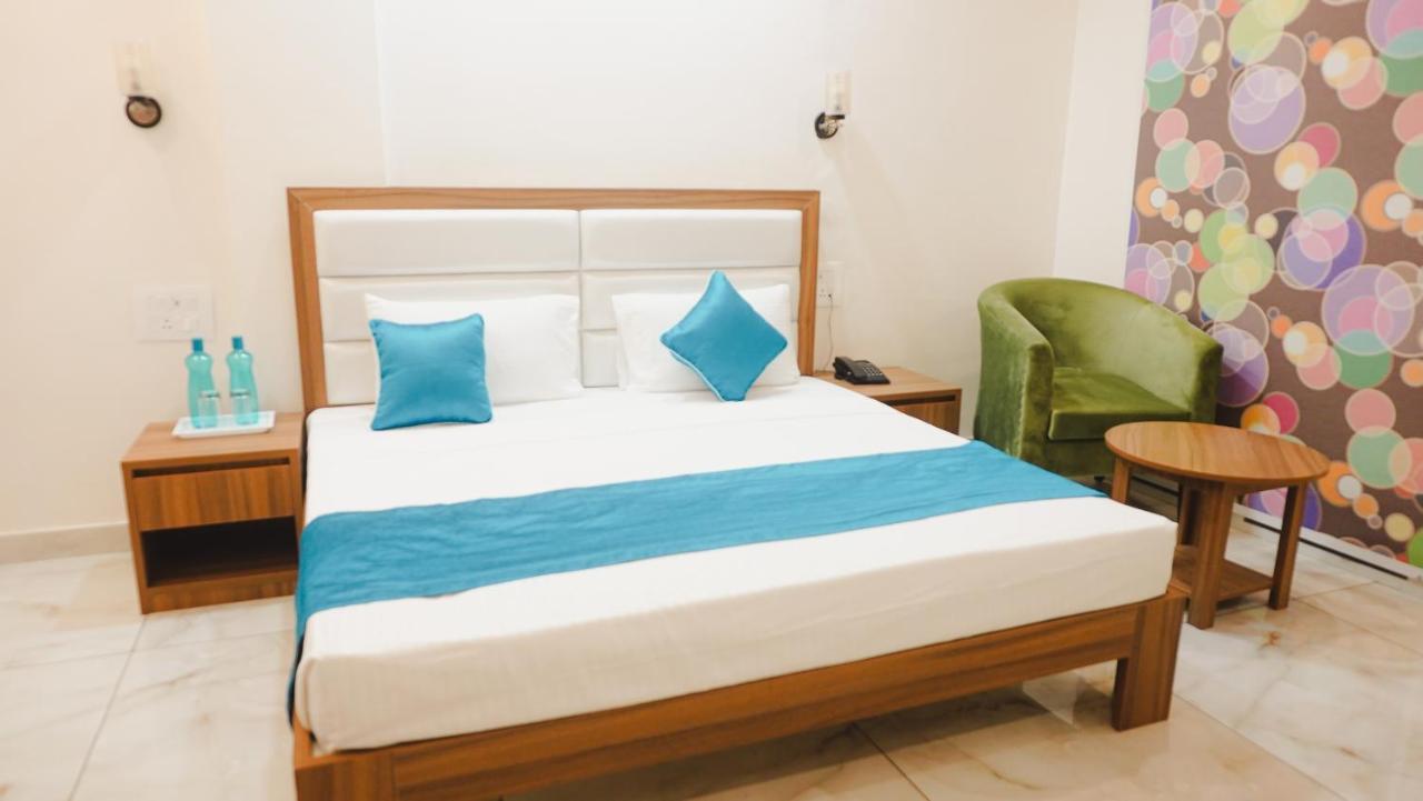 Hotel Northwind, Kharar, Mohali Eksteriør billede