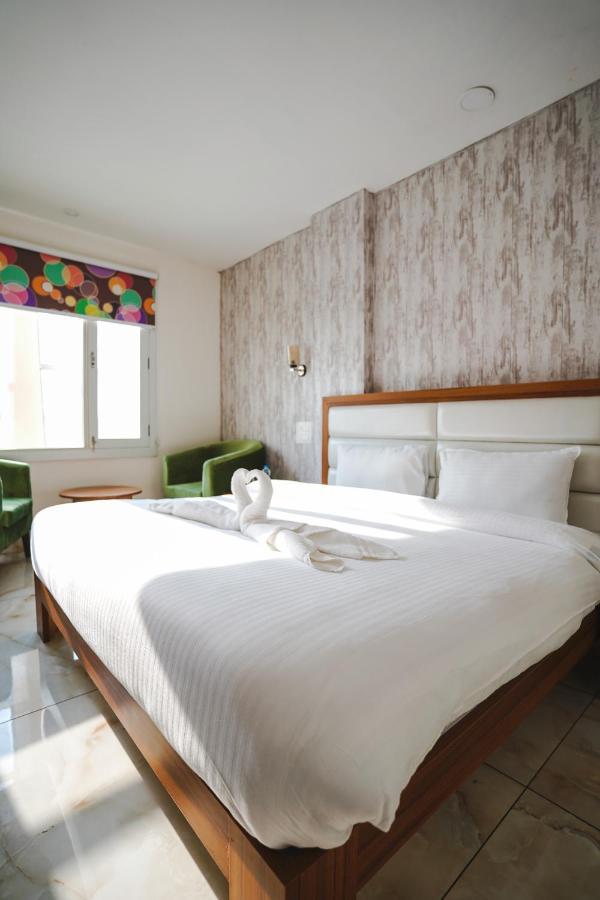 Hotel Northwind, Kharar, Mohali Eksteriør billede
