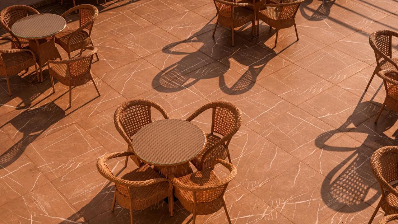 Hotel Northwind, Kharar, Mohali Eksteriør billede