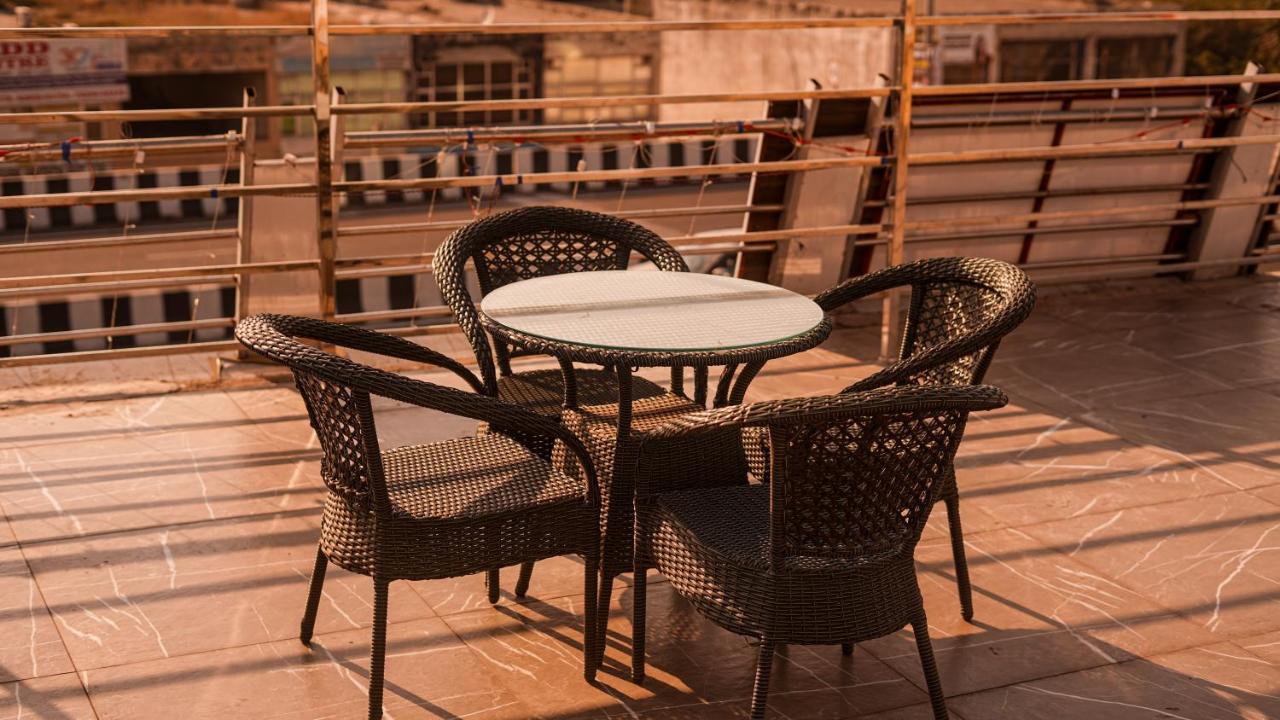 Hotel Northwind, Kharar, Mohali Eksteriør billede